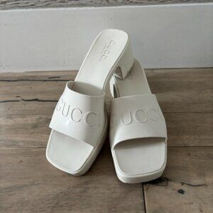 Gucci sandals